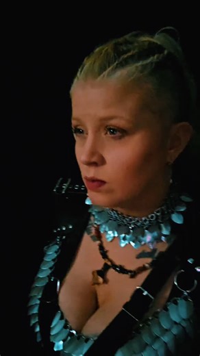 "Did my hand fall from my wrist?" Always loved this scene from game of thrones. Do you have a favorite GOT character? Let me know in the comments | Fruitloop Neveralone