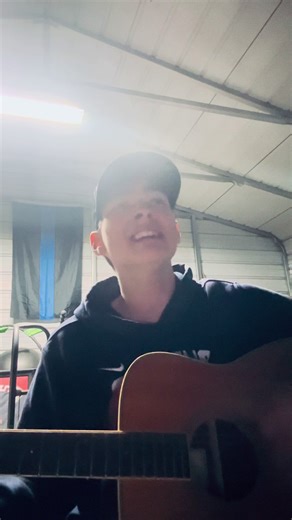 Messed it up might delete later #straighandnarrow by @Sam Barber #country #sambarber #countrymusic #fyp #fypシ #fy#zachbryan