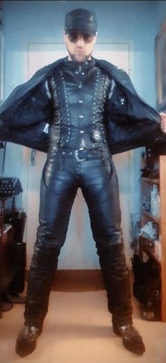 Gay leather chaps : 𝗟 𝗘 𝗔 𝗧 𝗛 𝗘 𝗥 𝗣 𝗔 𝗧 𝗥 𝗢 𝗟