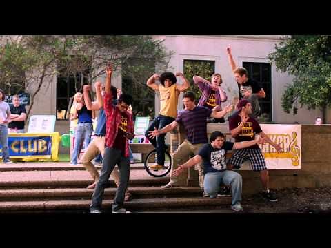 Pitch Perfect "Behind The Scenes" Featurette (HD)