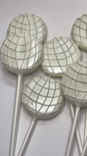 disco ball cake pops 🪩 #discoball #cakepops #fyp #foryou