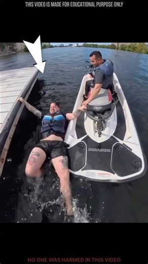 Pani m kon tha ? 🧌 #seamonster #shortsfeed