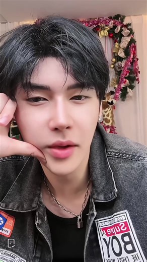 disfruten la ultima vez que nos habla en coreano yun 🤪#yun #yunhablandocoreano #yunlive #yun_tuyo #yujiung @Yun