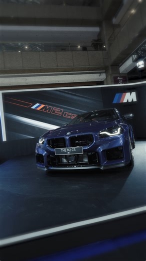 年度車壇盛會火熱展出中，BMW磅礡陣容現身展場，不容錯過！ 從純電未來、豪華科技到性能本格，點進影片，帶你走進BMW擘劃的全新移動世代！ 現場不僅能近距離感受全新BMW M2 CS釋放的性能張力，還有完美融合純電科技與人車體驗的THE iX、THE iX2 ，以及致敬半世紀經典的全新BMW 3系列50週年限量版！從一眼入迷到深入體驗，BMW已齊聚《2026 台北新車暨新能源車特展》，等你親自感受！ 📍活動時間：2025/12/31（三）- 2026/01/04（日） 📍活動地點：台北世貿一館 #BMW #2026台北新車暨新能源車特展 | BMW Taiwan總代理 汎德