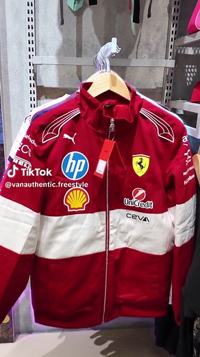 VAN Authentic Daily trên TikTok