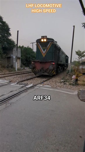 LHF LOCOMOTIVE full high speed 🚄 #train #railwayinfrastructure #geu20c #railtrack