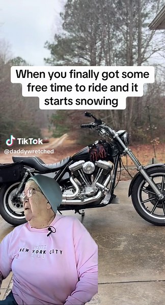 Always ruining the plan #harley #harleydavidson #snow #fxr #biketok