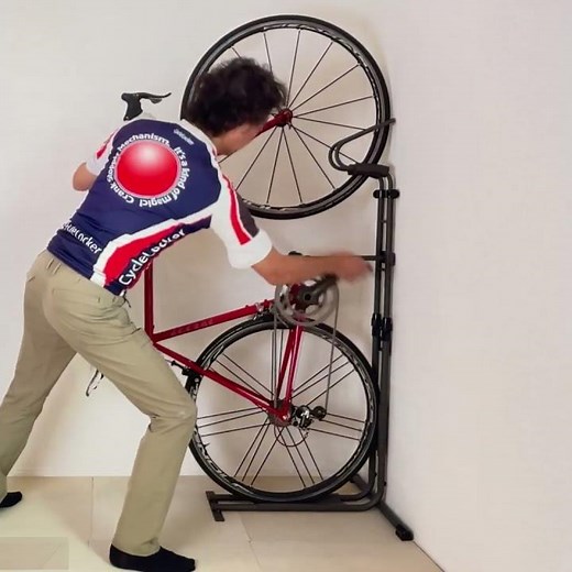 縦置きスタンド、倒れない？→固定方法がこれ｜ロードバイク・自転車の室内保管（CS700）
