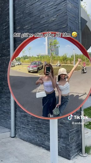 Đi theo review trên tóp tóp hơi xa xí nhưng đẹp nhaaaaa 👍🏻 #fyp #xuhuongtiktok #cafeSG #binhduong #hikarifoodcourt