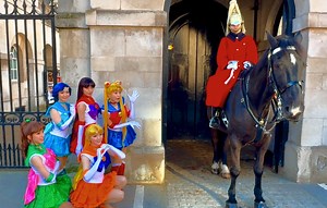 1.8M views · 29K reactions | "Joyful Moments at Horse Guard Parade: Japanese Tourists Perfecting the Art of Peaceful Photo Ops and Funny Poses!  #TouristJoy #FB #Reels #ViralReels #LondonReels #Japan #LondonReeksFeed #HorseGuardFun #CandidMemories" | The Royals King's Guard's England | Facebook