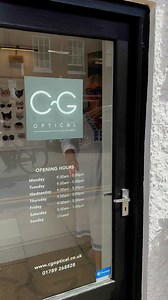 12 reactions | 來Blooper alert, watch until the end! Tom Ford offer...