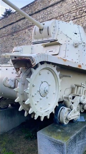 🇮🇹 Fiat M15/42 – Italy’s Main Battle Tank of WWII 🔥