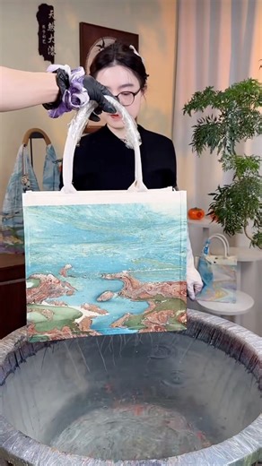 3.6K views · 32 reactions | Use the color scheme mix with water to have the forest and the sky for made a beautiful bag #reel #watermarbling #art #watercolor #waterart | Meng Kheang | Facebook