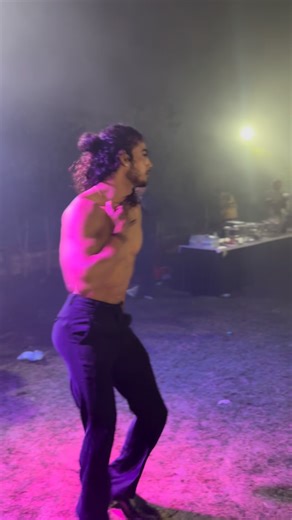 Kartik Singh on Instagram: "🎥😂"