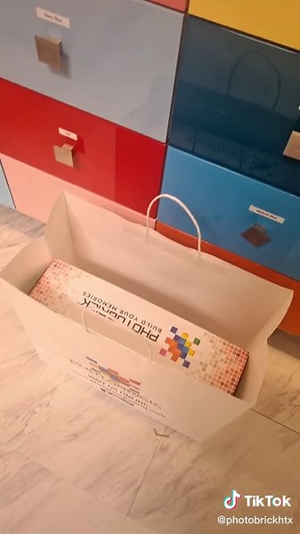 Packing a small order in the mall #packingorders #4u #PACKING #katymillsmall #houston #photobrick #photobrickhtx #lego #asmrpackaging #legopictures #foryou