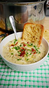 4.3K views · 965 reactions | 呂 SEAFOOD CHOWDER Creamy, hearty,...