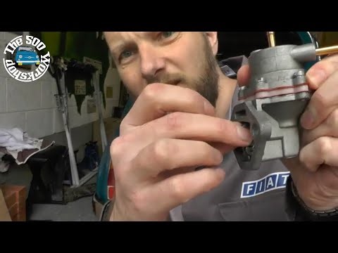 113 Replacing a broken fuel pump on a Classic Fiat 500