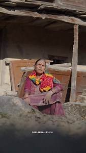 The Locals Ep. 2 me hum ne baat ki Laxmi aunty se jo aaj bhi traditional pani se chalne wala gharat operate karte hain. ❤️ | Dharamshala Local