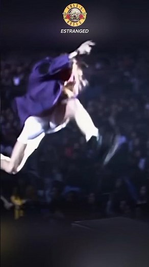 🔫 Guns N' Roses 🌹 - ESTRANGED (Tokyo Dome) #shorts #gunsnroses #slash