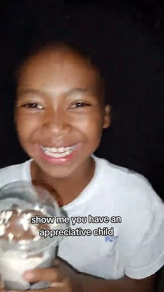 Heartwarming Kids Smile Moments Captured in Videos