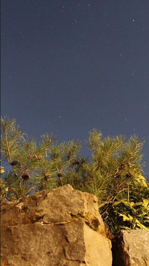 Time-lapse Video of the Night Sky: Canon eos 2000d