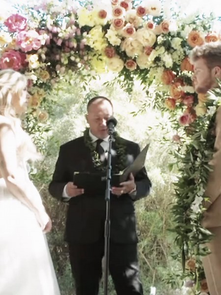 Kouvr and Alex Warren's Beautiful Wedding Celebration