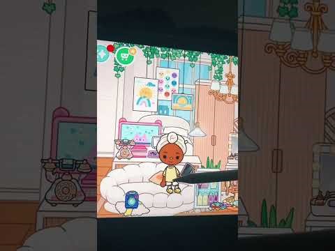 THE DUO IN A TRIO 👩🏼‍🤝‍👩🏽😢 || *WITH VOICE* 🔊 || Toca Life World Roleplay 🌍 ||