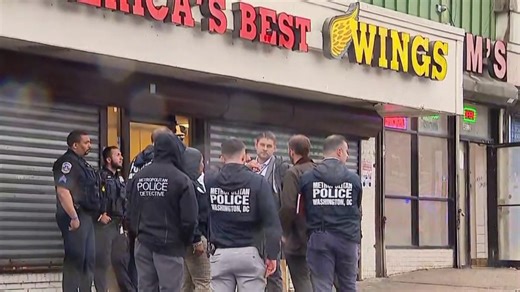 1 killed, 1 injured in double shooting inside Southeast DC takeout restaurant