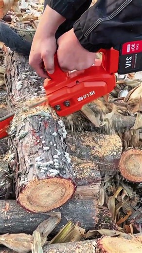 Woodworking Tips: Fast and Precise Log Cutting Techniques