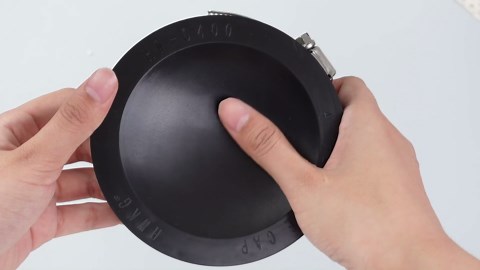 6 Pack 4 Inch Flexible PVC Pipe Cap with Stainless Steel Clamps - Black Durable End Caps for Drainage, Wastewater & Vent Pipes, Above/below Ground Use