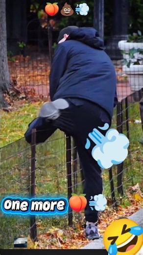 🤣Gilstrap Farty Party 📢 @GilstrapTV@gilstrap public prank || social experiment 💯💲 Christmas event