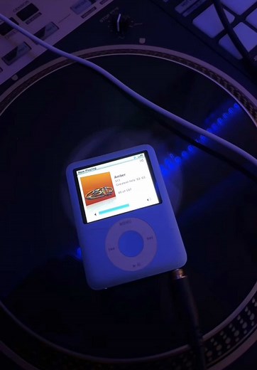 Summer vibes ✌️ #311 #00snostalgia #throwback #summervibes☀️ #ipod | ipod