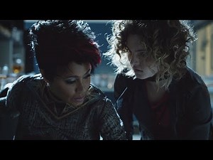 Selina Kyle | Allies with Fish Mooney [Gotham 3x01] 3 / 9