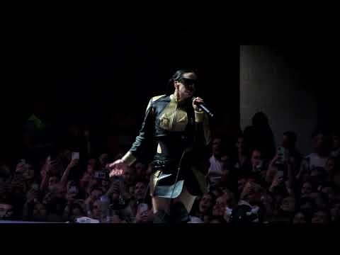 ROSALÍA - LA FAMA (MOTOMAMI World Tour 2022 - Live from Spain)