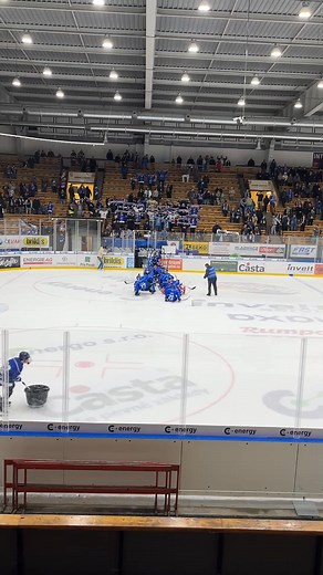 Martin Weinhold on Reels