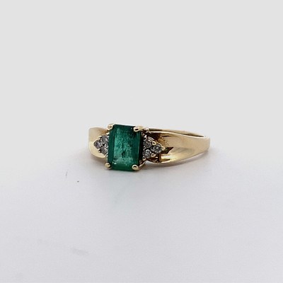 Ladies Vintage 10k Yellow Gold Emerald Gemstone Diamond Fashion Cocktail Ring | eBay
