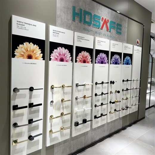 Glass door hardware 👍welcome to contact us 🎉✅#Slidingdoor #Slidingdoor #glassdoor #glassdoor #interiordoor