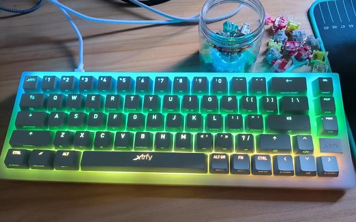 [真感说]xtrfy k5低延迟键盘测评，坏了 它真有东西