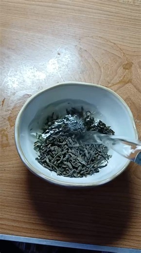 ဝက်ခြံမှူးခြောက်ကို သက်သာစေမယ့် Green Tea Face Mask မိတ်ဆက်