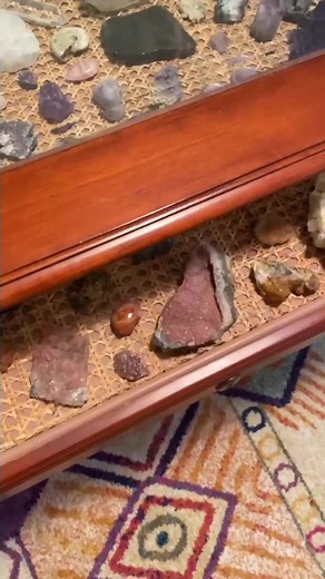 Unique Crystal Coffee Table and Display Ideas