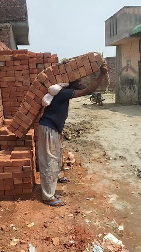 Tips for Balancing Heavy Loads as a Construction Worker