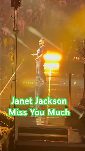 ‪@JanetJackson‬ performs Miss You Much
