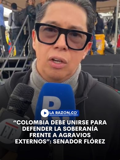 Desde la Plaza de Bolívar, el senador del Pacto Histórico, Pedro Flórez, respaldó la movilización convocada por el Gobierno nacional en apoyo al presidente Gustavo Petro. Flórez aseguró que la concentración busca defender dos principios esenciales para el país: la soberanía nacional y la democracia plena. El congresista rechazó de manera contundente las declaraciones del presidente de Estados Unidos, Donald Trump, contra el jefe de Estado colombiano y afirmó que cualquier agravio contra un manda