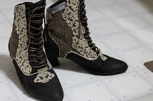 DIY Fashion: Make Your Own Victorian Boots