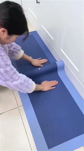 This Kitchen Mat STOPPED Me From Slipping 😳 | Trending Home Gadget