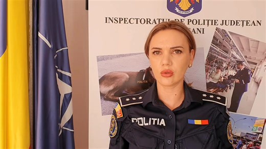 Filmul accidentului rutier în care au pierit doi tineri din Botoșani 👇👇👇 La data de 20 iunie 2025, în jurul orei 02:00, polițiștii din Botoșani au fost sesizați cu privire la faptul că pe D.E. 58, în comuna Bălușeni, s-a produs un accident rutier soldat cu victime omenești. Polițiștii care s-au deplasat la fața locului au constatat următoarele: Un tânăr de 21 de ani, în timp ce se deplasa cu autoturismul pe DE 58, dinspre Botoșani înspre Bălușeni, intr-o curbă periculoasă la dreapta, ar fi pă