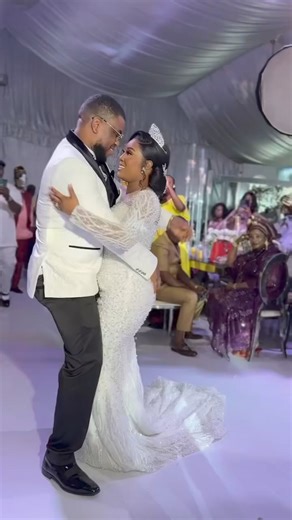 372K views · 2.6K reactions | A beautiful first dance they will always remember #weddings | RareMagic Photography | Facebook