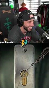 “Very easy Lockpick” , maybe for a locksmith? #dyinglight