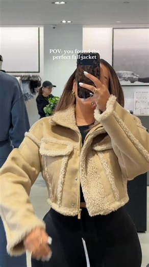 Kristal Heredia on Instagram: "The perfect cropped Sherpa fall jacket does exist and it also comes in black! This one is definitely going to sell out. Want the details? Keywords, “let me get that” for a dm with sizing info + sources! 🥰"
