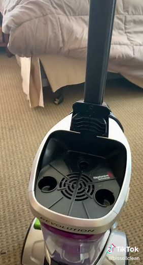 ProHeat 2X® Revolution® Pet Pro: Ultimate Cleaning for Pet Accidents